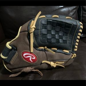 Rawlings Baseball glove